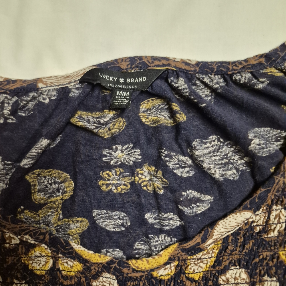 Lucky Brand Womens Navy Blue Floral Smocked Square Neck Boho Peasant Top Size M - Picture 2 of 2